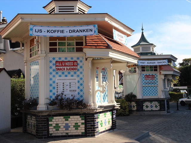 De Haan - Kiosks, the only remaining part of the casino, 1899